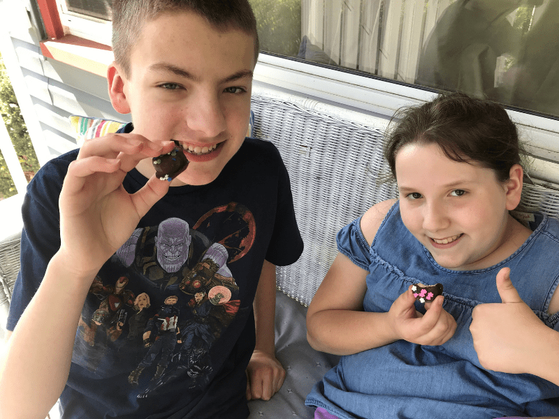 My kiddos, Preston and Keely Hughes, absolutely loved these frozen chocolate covered banana bites. Yours will too!